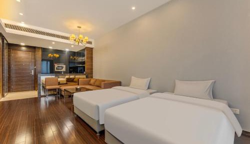 Executive Suite with Three Beds