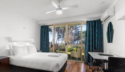 River Vista Room