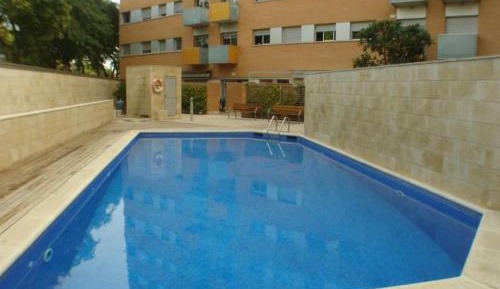 One-Bedroom Apartment (3 Adults)