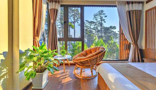 Deluxe King Suite
