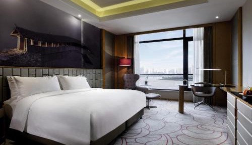 Executive King Room with River View
