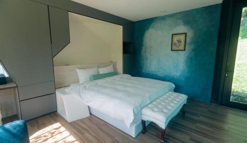 King Room with Garden View