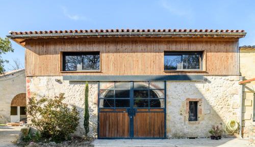 Cottage with Garden View