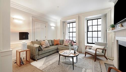 Four-Bedroom Apartment