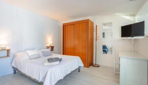 Triple Room with Shower