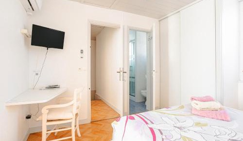 Triple Room with Bathroom