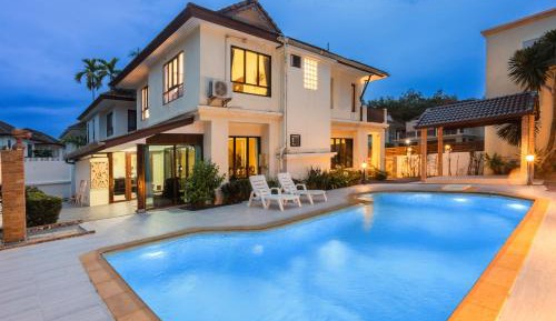 Villa with Private Pool