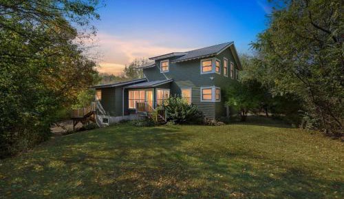 Four-Bedroom Vacation Home