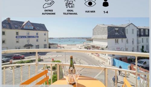 Two-Bedroom Apartment with Balcony and Sea View