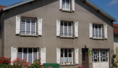 Holiday Home (6 Adults)