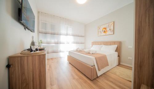 Two-Bedroom Apartment with Terrace