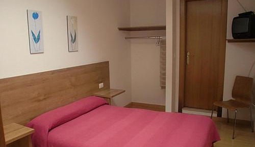 Single Room with Private Bathroom
