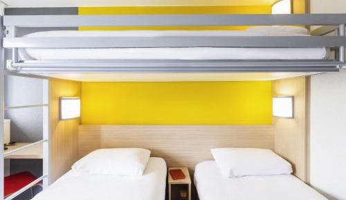Economy Triple Room