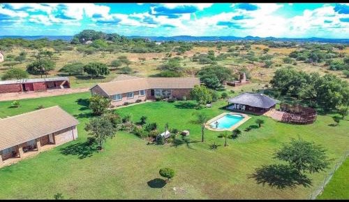 Three-Bedroom Vacation Home 