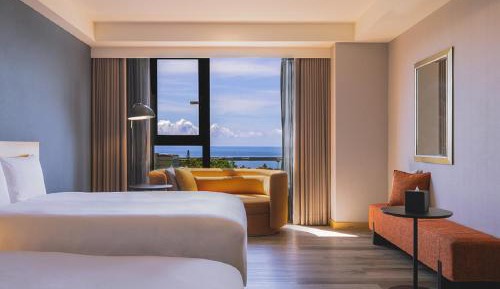 Deluxe Family Room with Ocean View