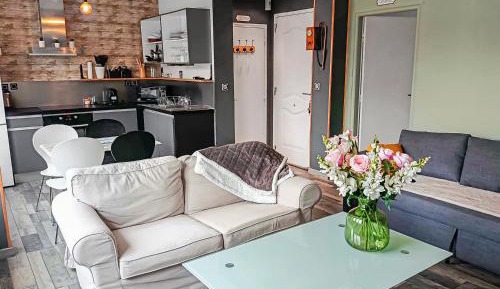 One-Bedroom Apartment with Terrace