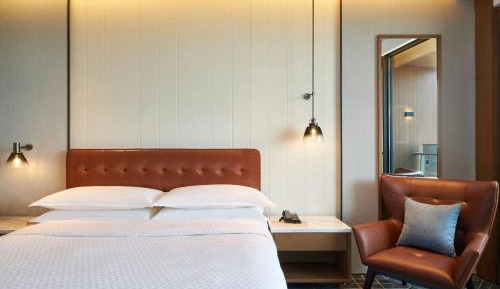 Premier King Room with Balcony