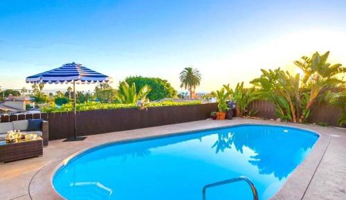 Two-Bedroom Holiday Home