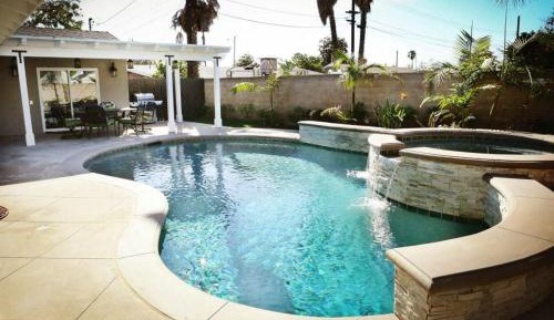 Six-Bedroom Holiday Home