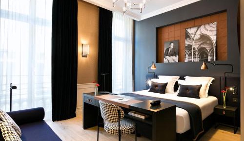 Deluxe Double or Twin Room