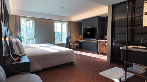 Premium Double Room with Two Double Beds