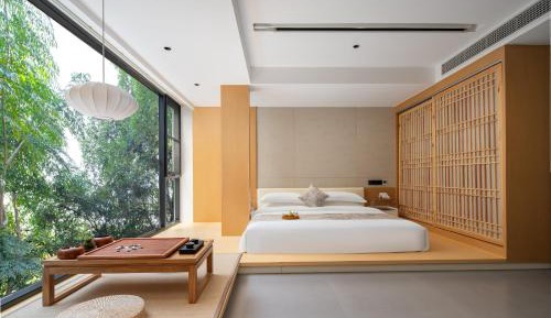 King Room with Lake View