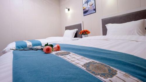 Double or Twin Room with Shower