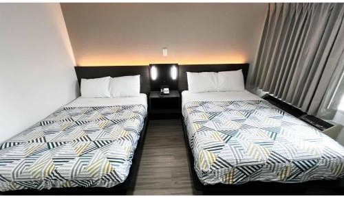 Deluxe Quadruple Room - Smoking