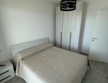 One-Bedroom Apartment with Sea View and Balcony