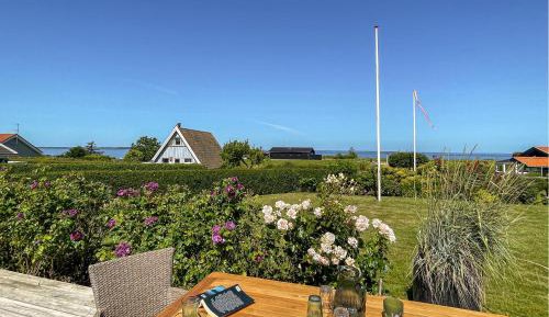 Three-Bedroom Holiday Home 