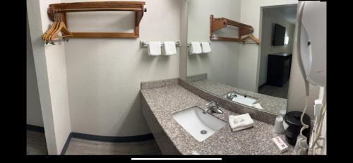 Deluxe Room with Two Queen Beds Non-Smoking