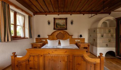 Double Room with Shared Bathroom