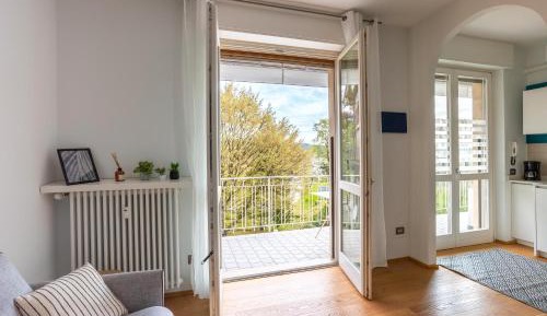 Superior One-Bedroom Apartment with Balcony