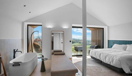 Deluxe Suite with Sea View