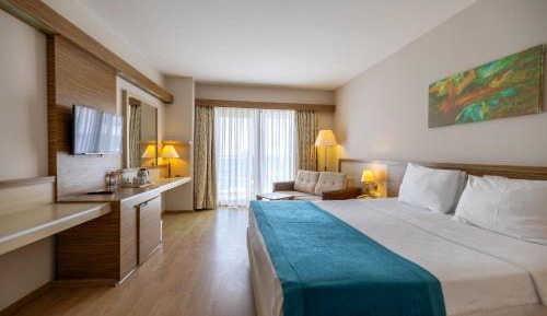 Standard Double or Twin Room with Sea View
