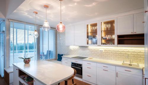 Two-Bedroom Deluxe Apartment with Balcony