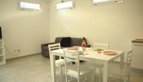 Superior One-Bedroom Apartment