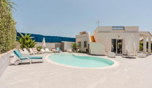Villa with Sea View