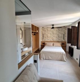 One-Bedroom Apartment with Spa Bath