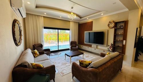 One-Bedroom Villa