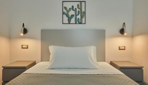 Single Room with Private Bathroom