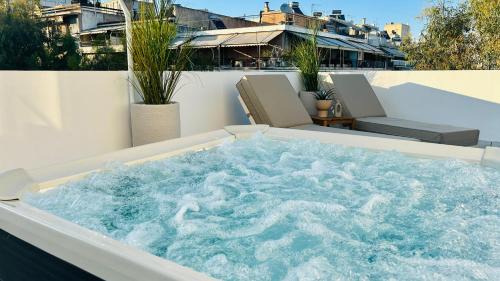 One-Bedroom Superior Apartment with Plunge Pool