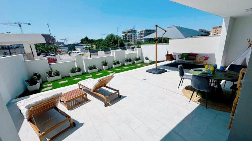 Apartment with Terrace