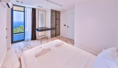 Deluxe Double Room with Sea View