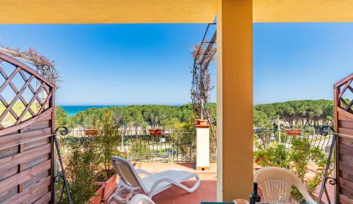 One-Bedroom Apartment with Sea View (3 Adults)