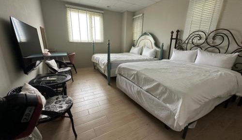 Villa with Garden View