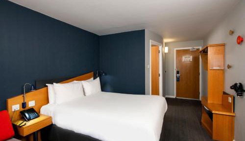 Standard Room with Free Hot Breakfast