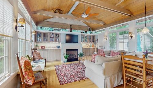 Two Bedroom Holiday Home