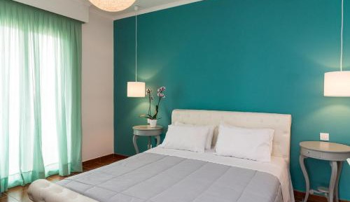 Honeymoon Suite