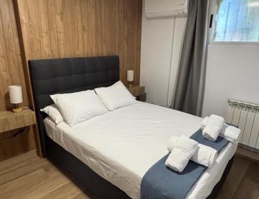 Double Room with Shared Bathroom